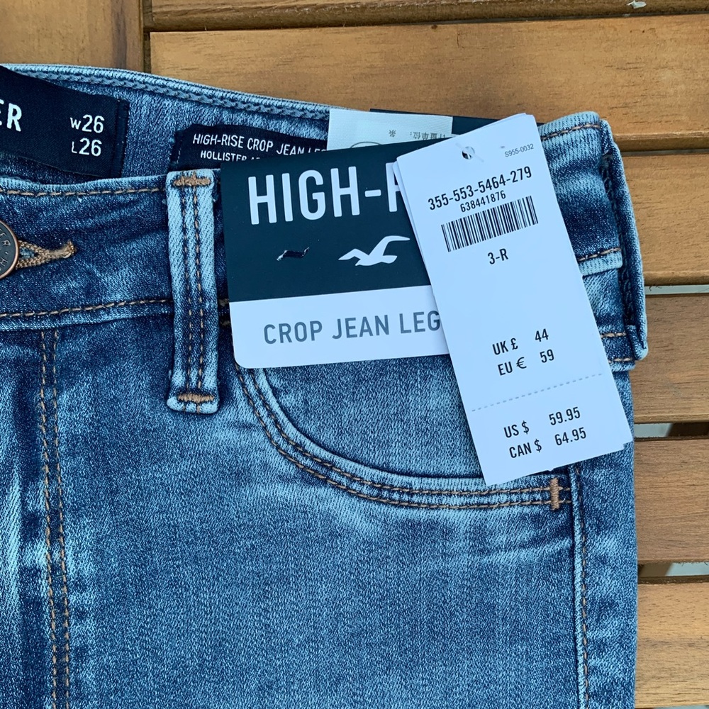 Hollister cropped skinny jeans